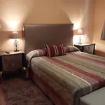 Mozas Del Agua De Country house Riocorvo