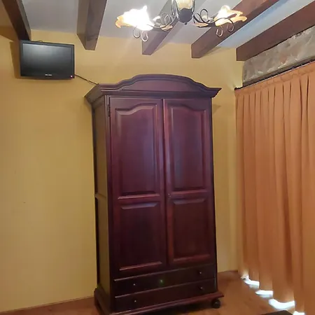 Mozas Del Agua De Country house Riocorvo